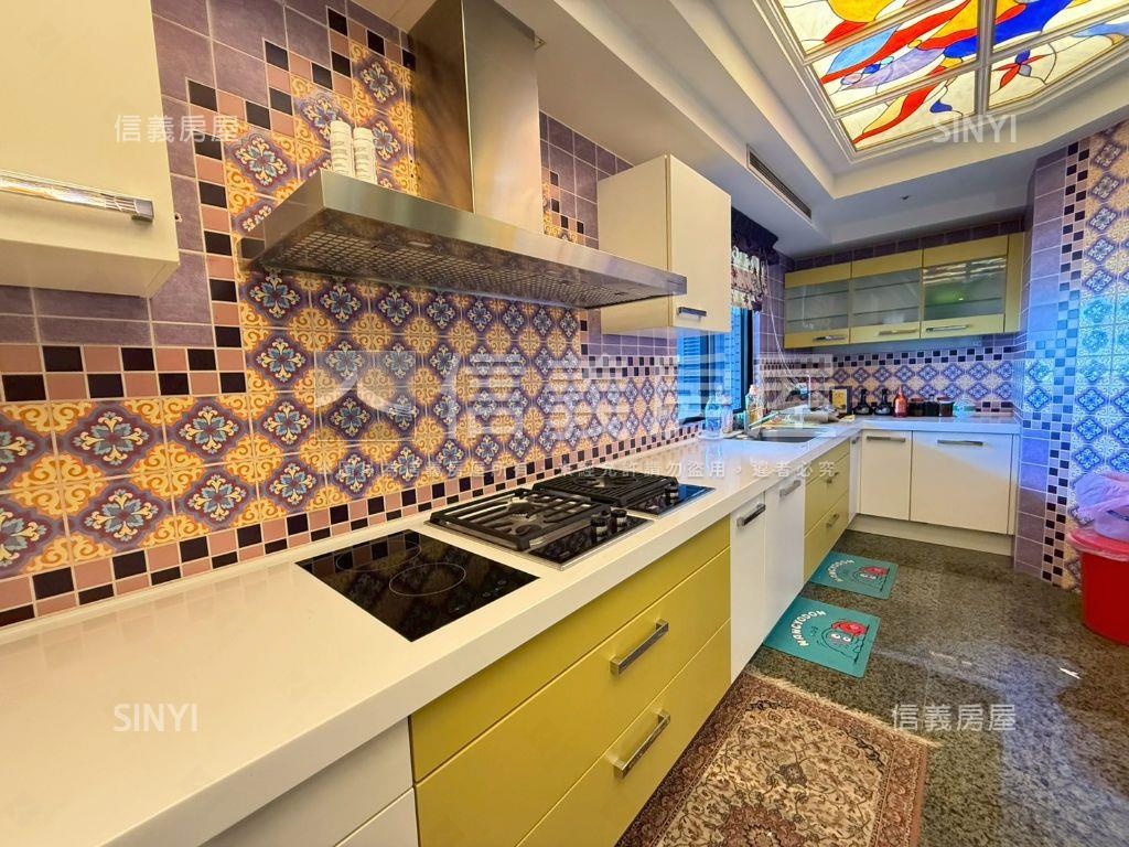 中正路高樓層景觀屋房屋室內格局與周邊環境