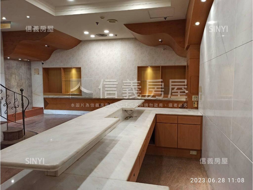 文心崇德站單一穩定收租品房屋室內格局與周邊環境