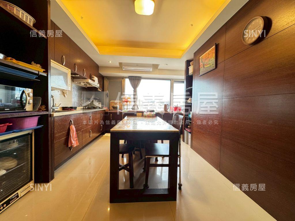 淡水新都心景觀霸氣大戶房屋室內格局與周邊環境