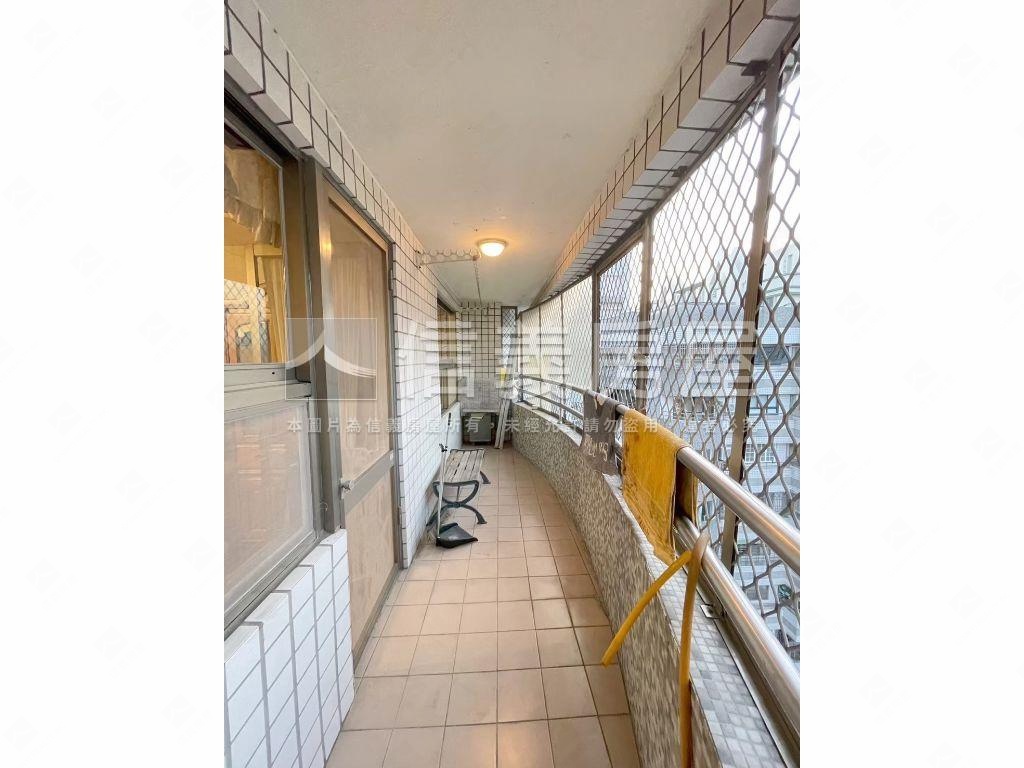 太陽神高樓層三房車位房屋室內格局與周邊環境