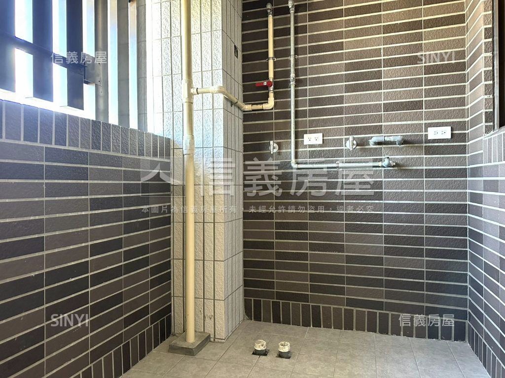 近台鐵綠捷雙共構合雄新站房屋室內格局與周邊環境