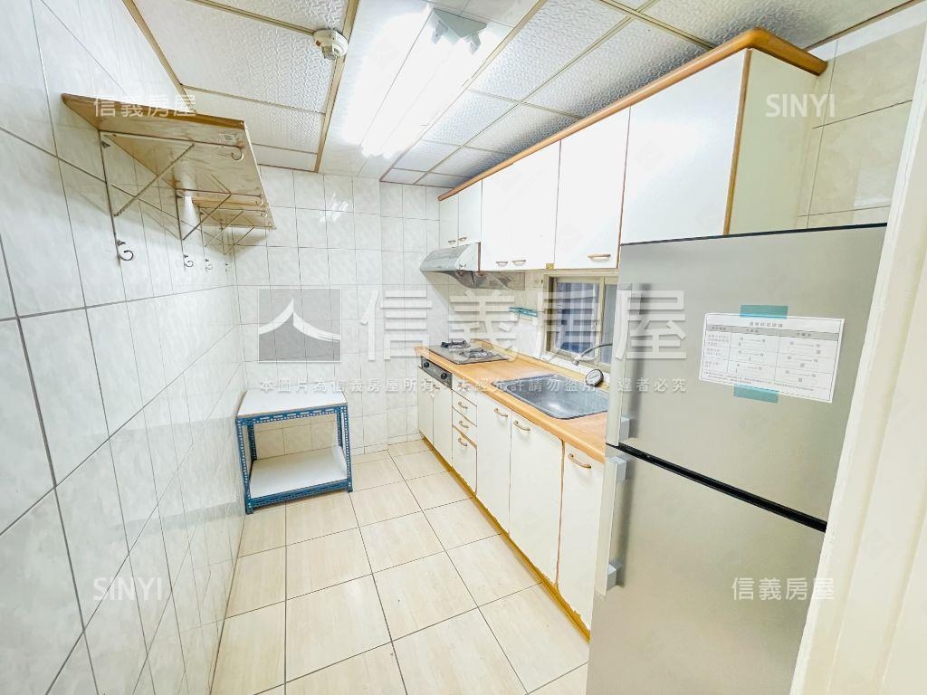 店長推薦★常德路三房平車房屋室內格局與周邊環境