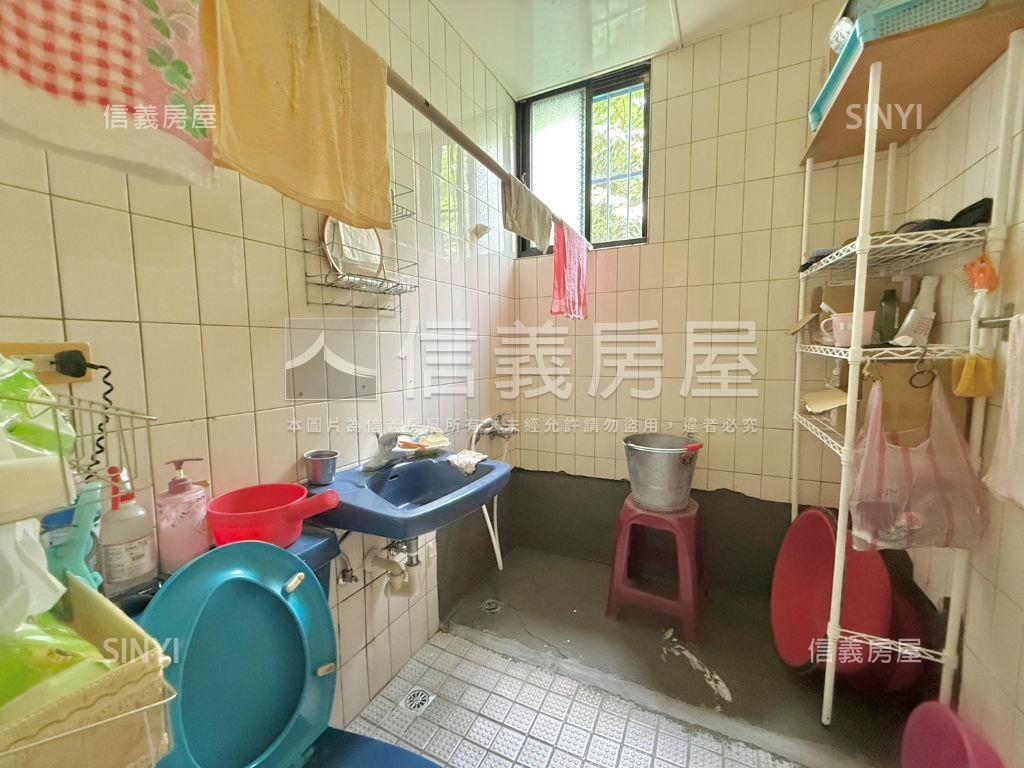 板橋車站｜２樓採光大三房房屋室內格局與周邊環境