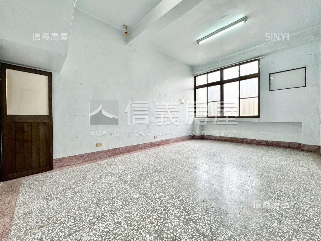 近仕隆國小低總價透天房屋室內格局與周邊環境