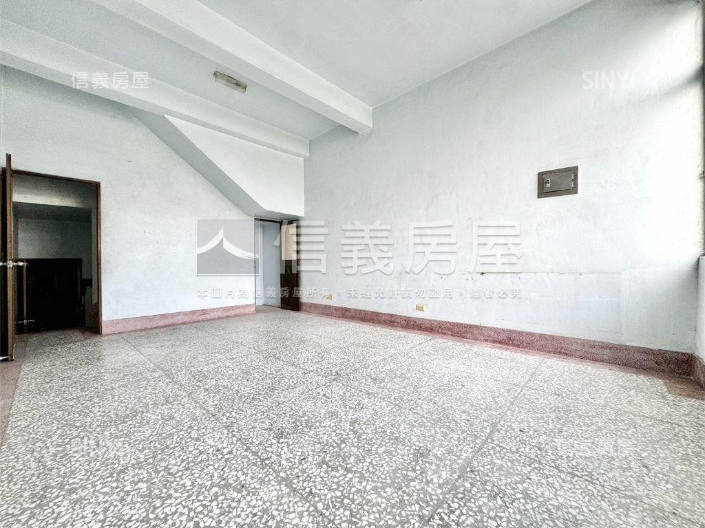 近仕隆國小低總價透天房屋室內格局與周邊環境