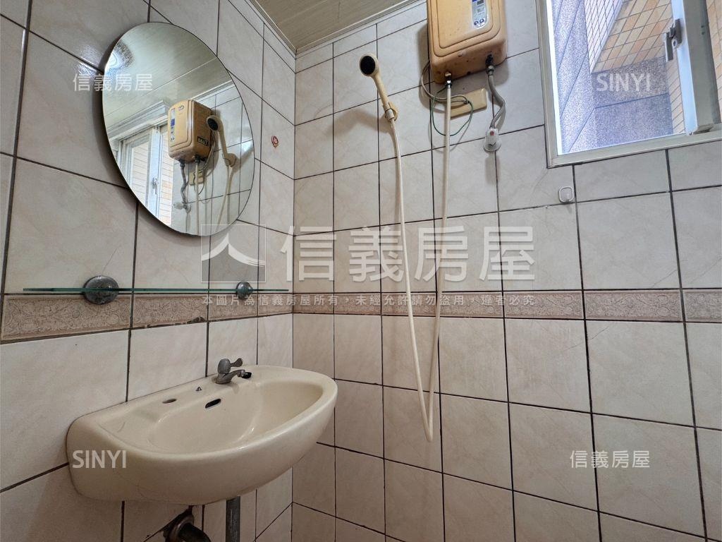 近勤益低總價套房讚房屋室內格局與周邊環境