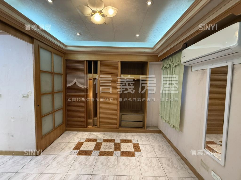 低總價兩房稀有釋出房屋室內格局與周邊環境