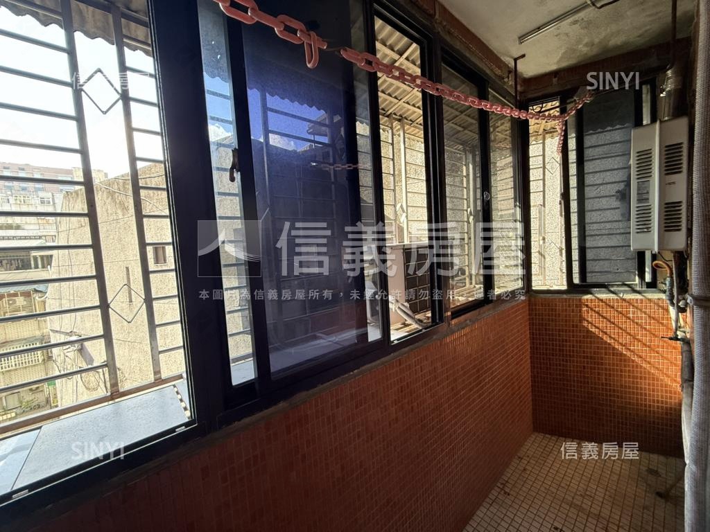 低總價兩房稀有釋出房屋室內格局與周邊環境