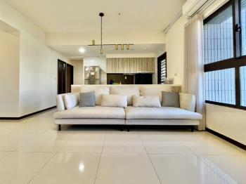 近成大｜邊間採光三房平車