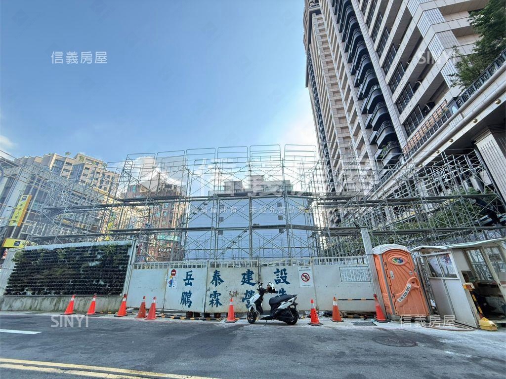 岳泰峰華高樓三房房屋室內格局與周邊環境