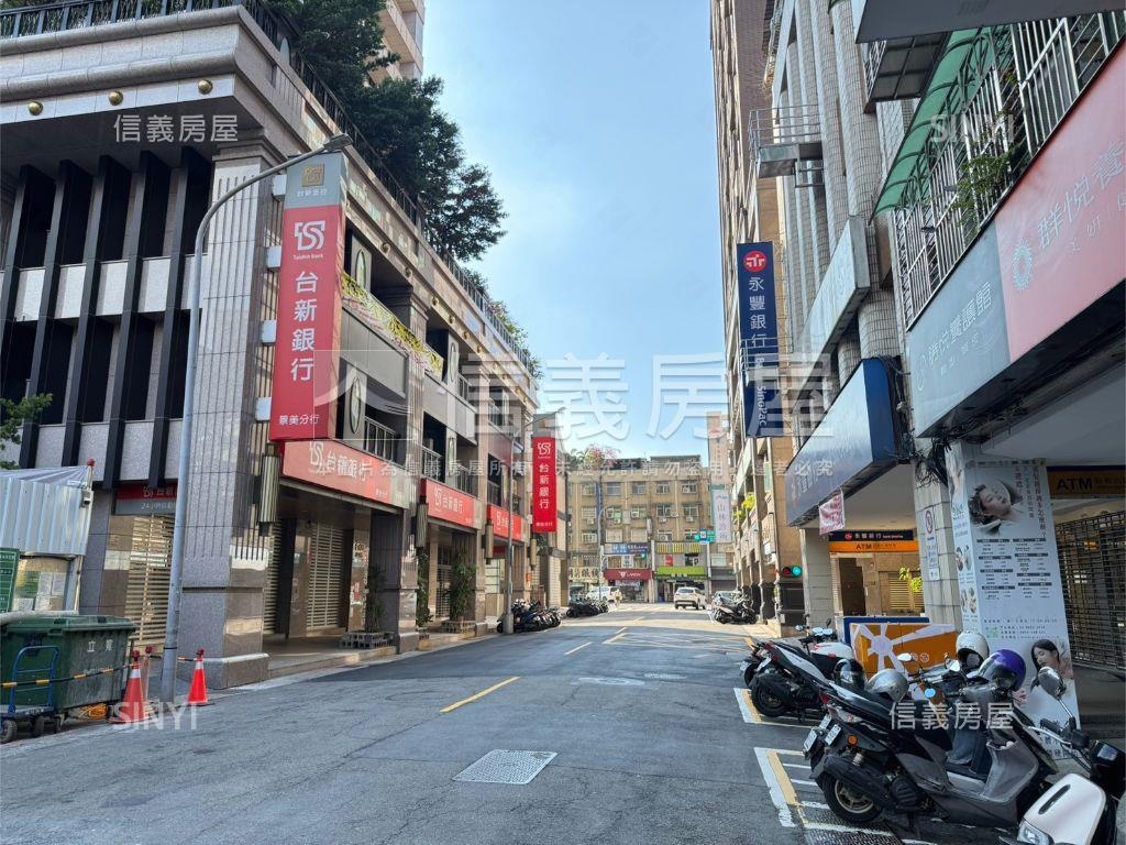 岳泰峰華高樓三房房屋室內格局與周邊環境
