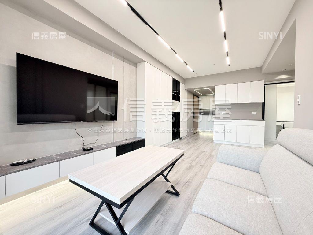 專任鴻築馥麗三房次頂樓房房屋室內格局與周邊環境