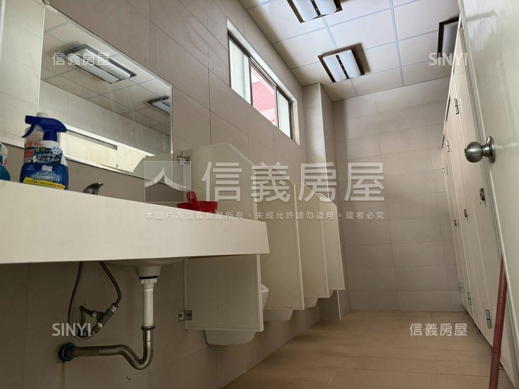台南東區近千坪店辦房屋室內格局與周邊環境