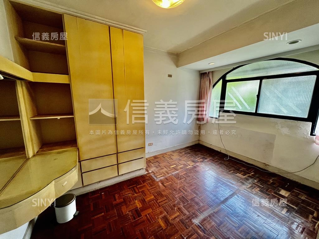 小城低總價原況庭院美透天房屋室內格局與周邊環境