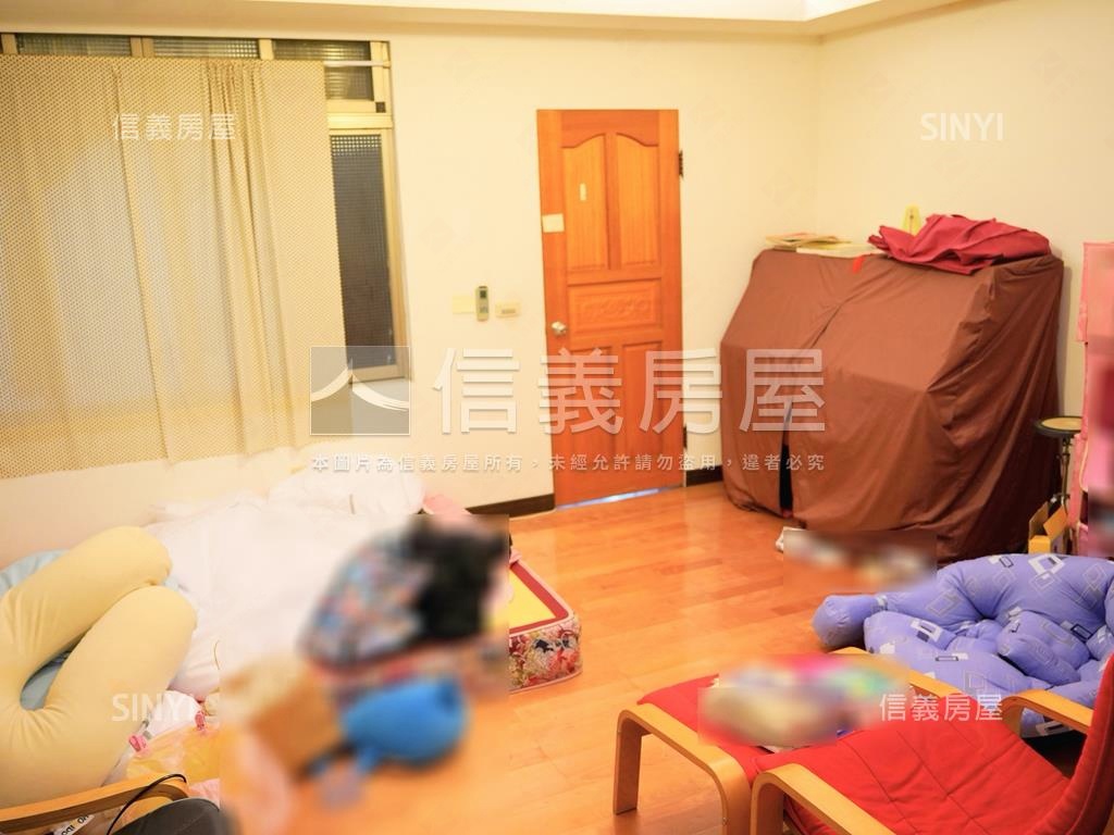近新明國中忠孝路稀有透天房屋室內格局與周邊環境