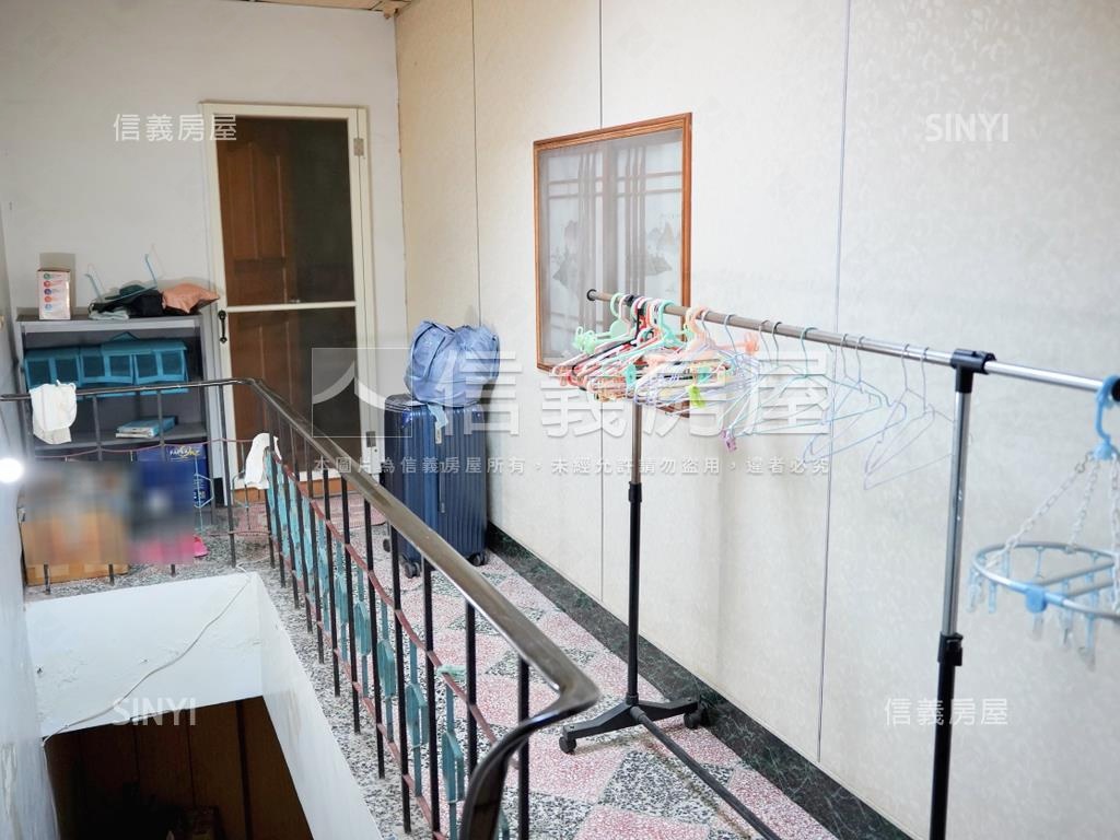 近新明國中忠孝路稀有透天房屋室內格局與周邊環境