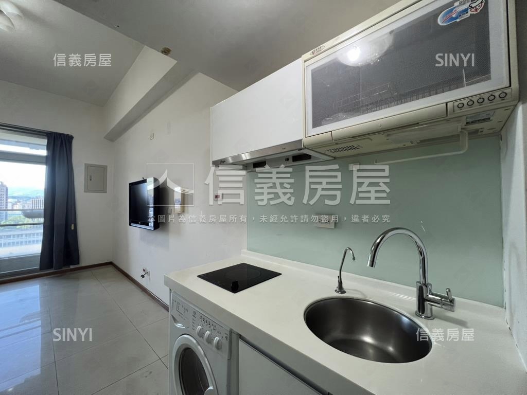 面附中校園前棟高樓景觀房屋室內格局與周邊環境