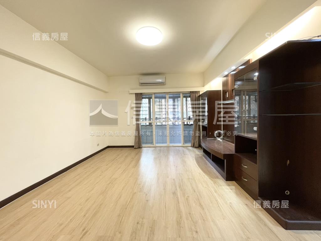 小碧潭商圈邊間三房美屋房屋室內格局與周邊環境