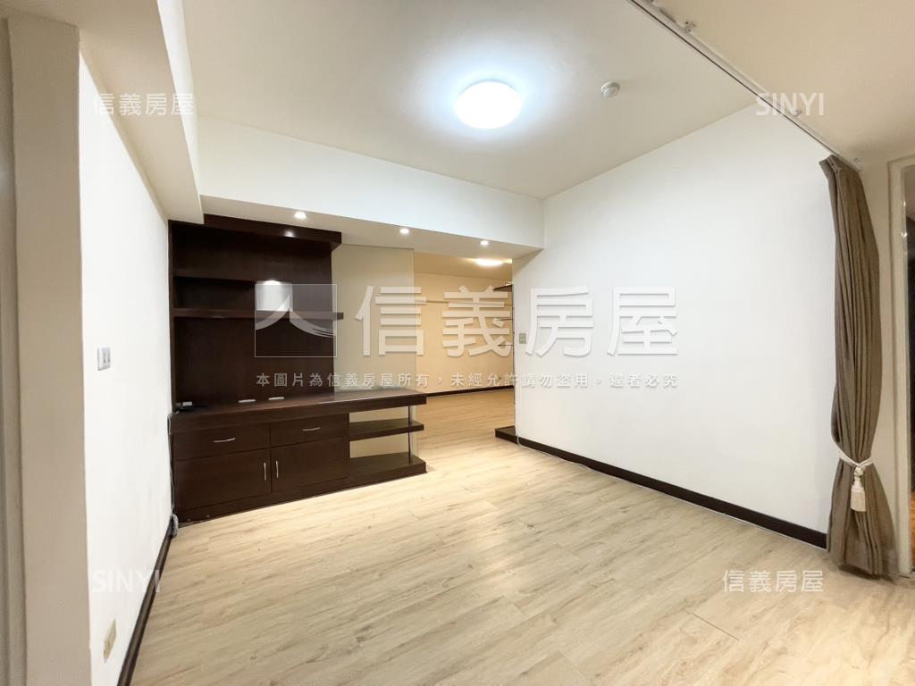 小碧潭商圈邊間三房美屋房屋室內格局與周邊環境