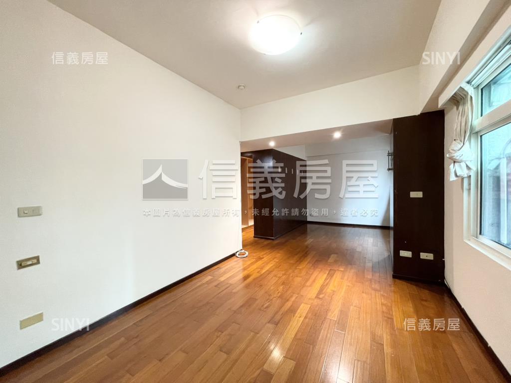 小碧潭商圈邊間三房美屋房屋室內格局與周邊環境