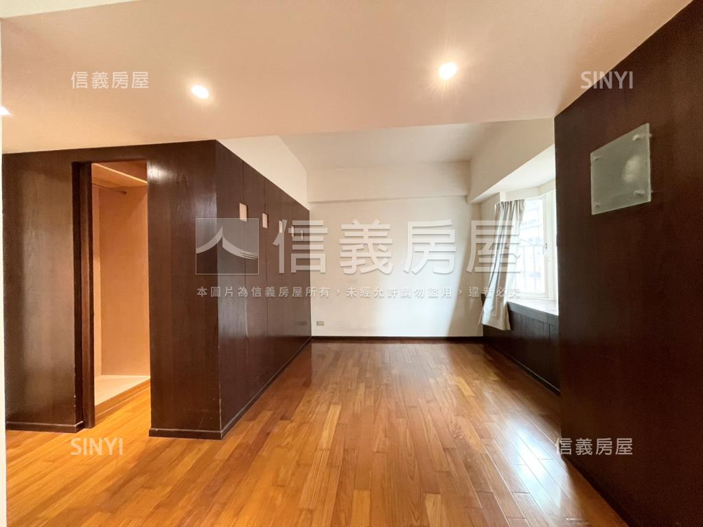 小碧潭商圈邊間三房美屋房屋室內格局與周邊環境