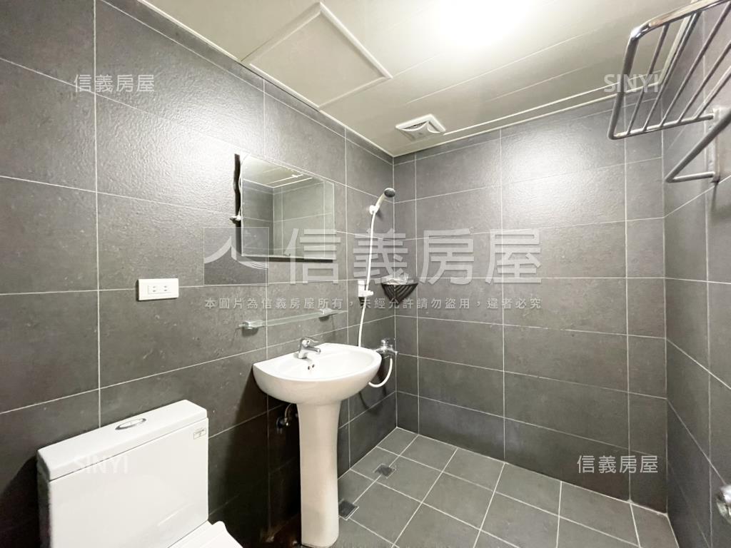 小碧潭商圈邊間三房美屋房屋室內格局與周邊環境