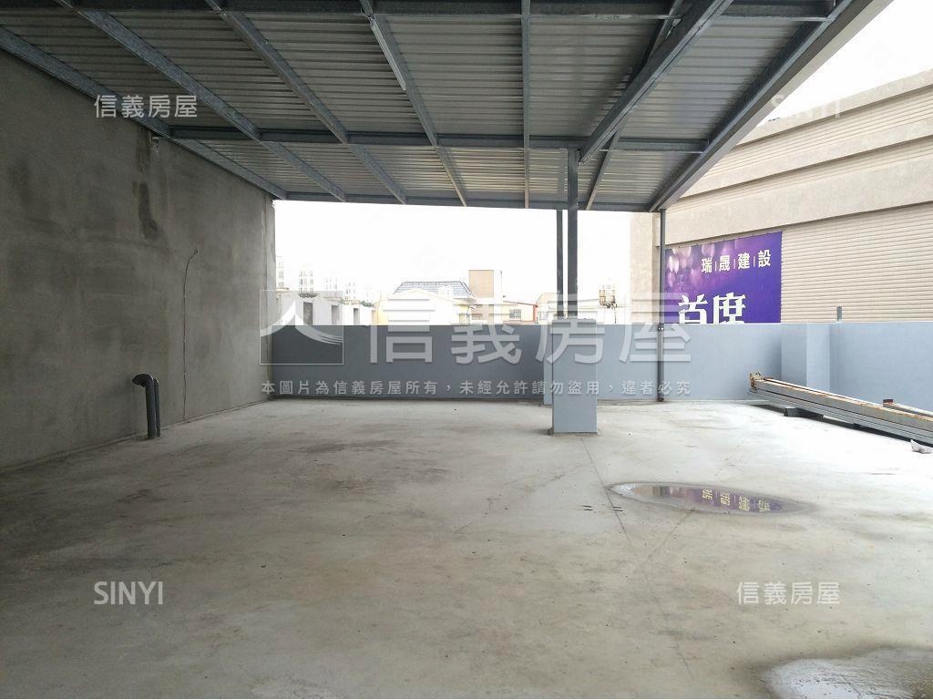 南興大面寬金店房屋室內格局與周邊環境