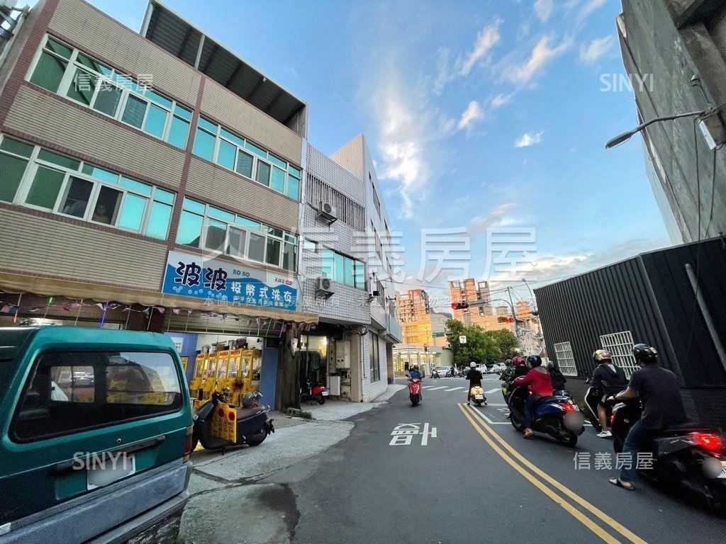 南興大面寬金店房屋室內格局與周邊環境