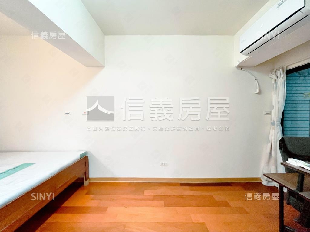 西區樓中樓漂亮２房房屋室內格局與周邊環境
