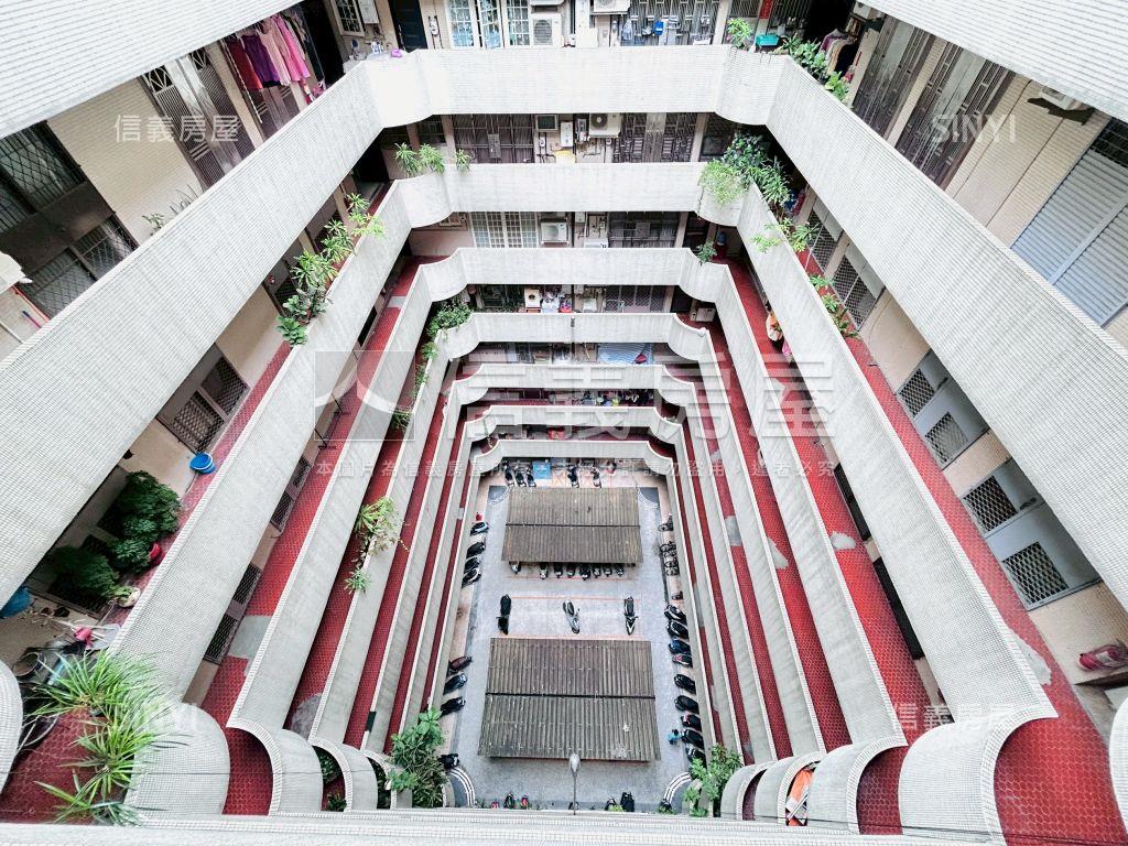 中華大樓正三房房屋室內格局與周邊環境