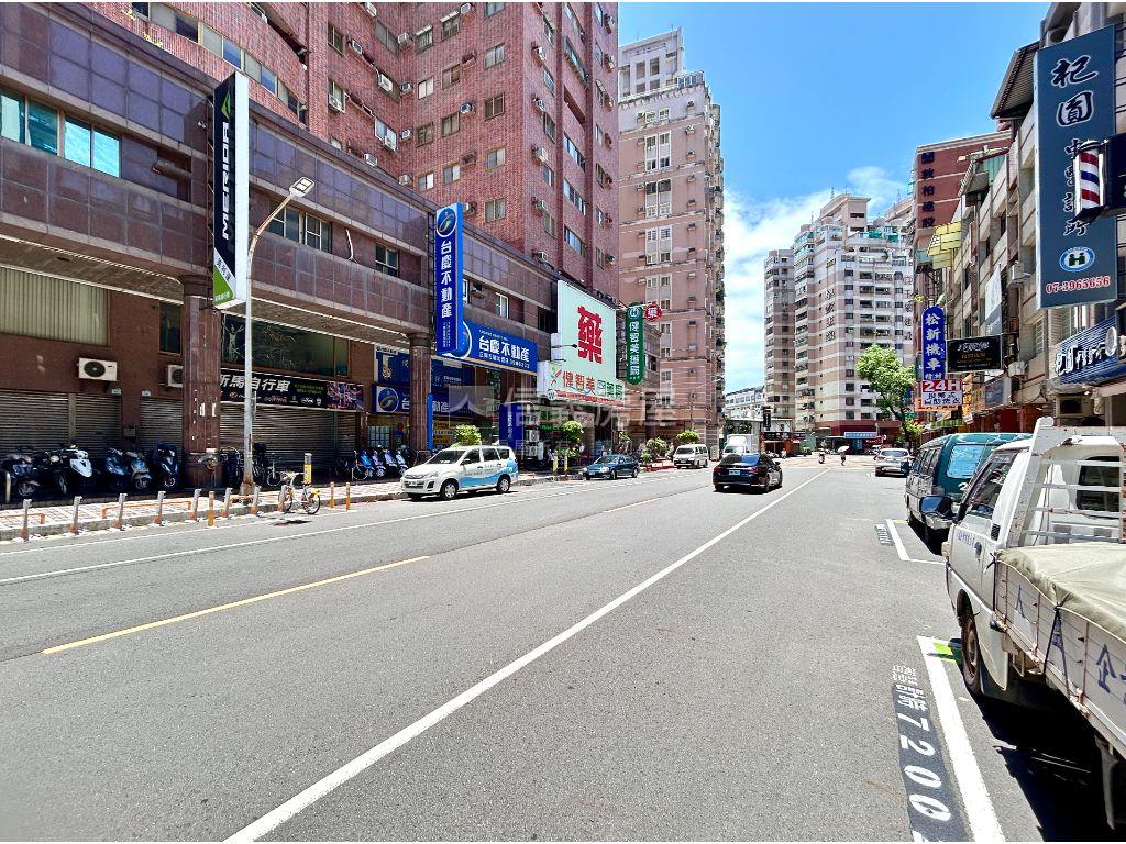 建工商圈正興路透店房屋室內格局與周邊環境