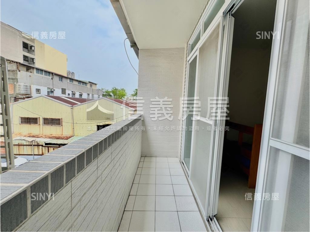 三多一路活巷翻新美透天房屋室內格局與周邊環境