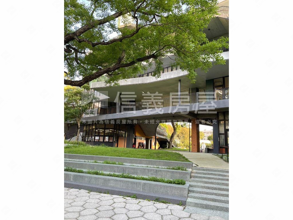 園區旁。ＭｙＨｏｍｅ美屋房屋室內格局與周邊環境