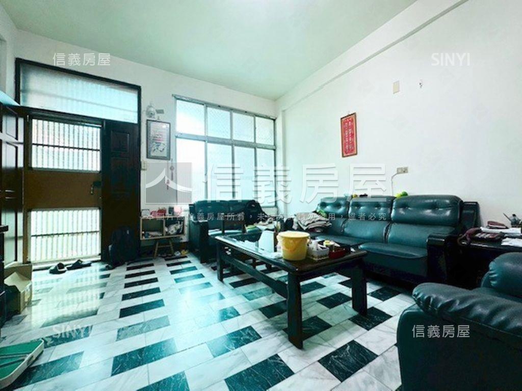 中西區和善稀有釋出透天房屋室內格局與周邊環境