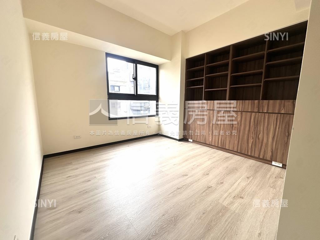 裝潢美視野佳的大三房房屋室內格局與周邊環境