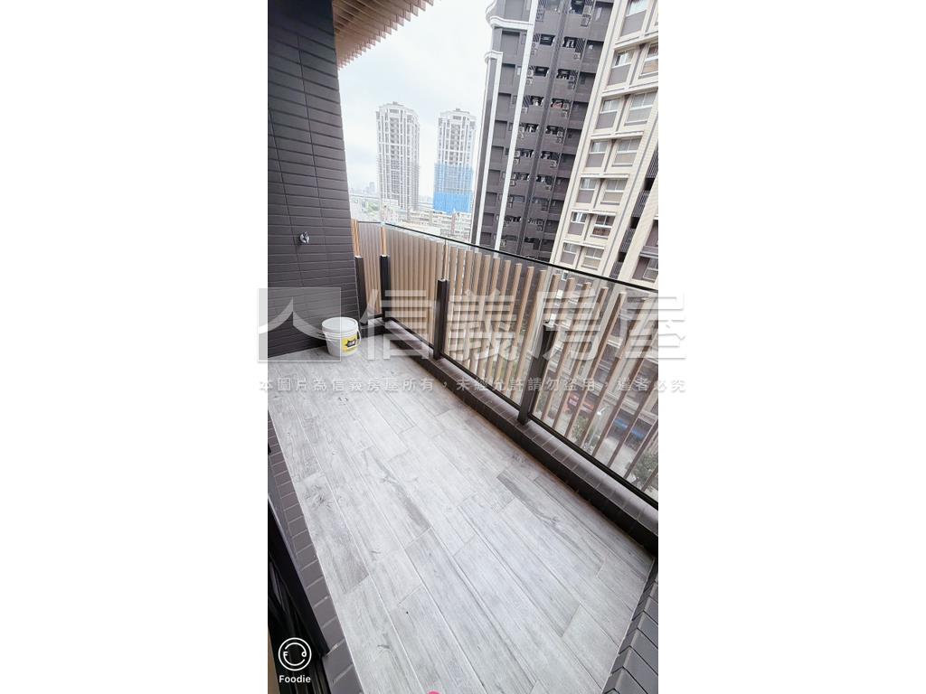 德謙序三房車位房屋室內格局與周邊環境