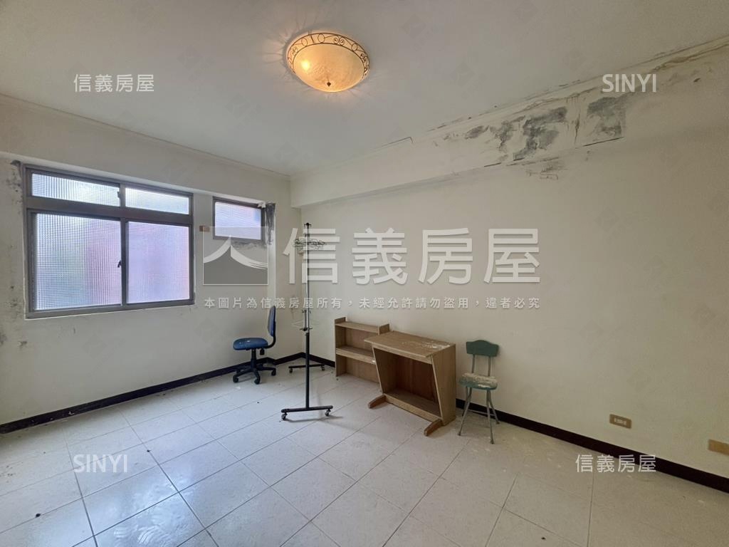 翡翠宮庭Ｂ房屋室內格局與周邊環境