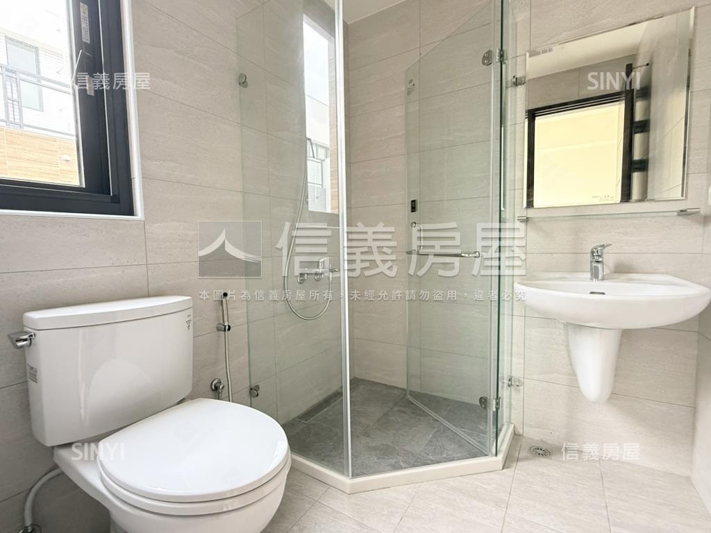 過洋居電梯別墅獨立車庫房屋室內格局與周邊環境