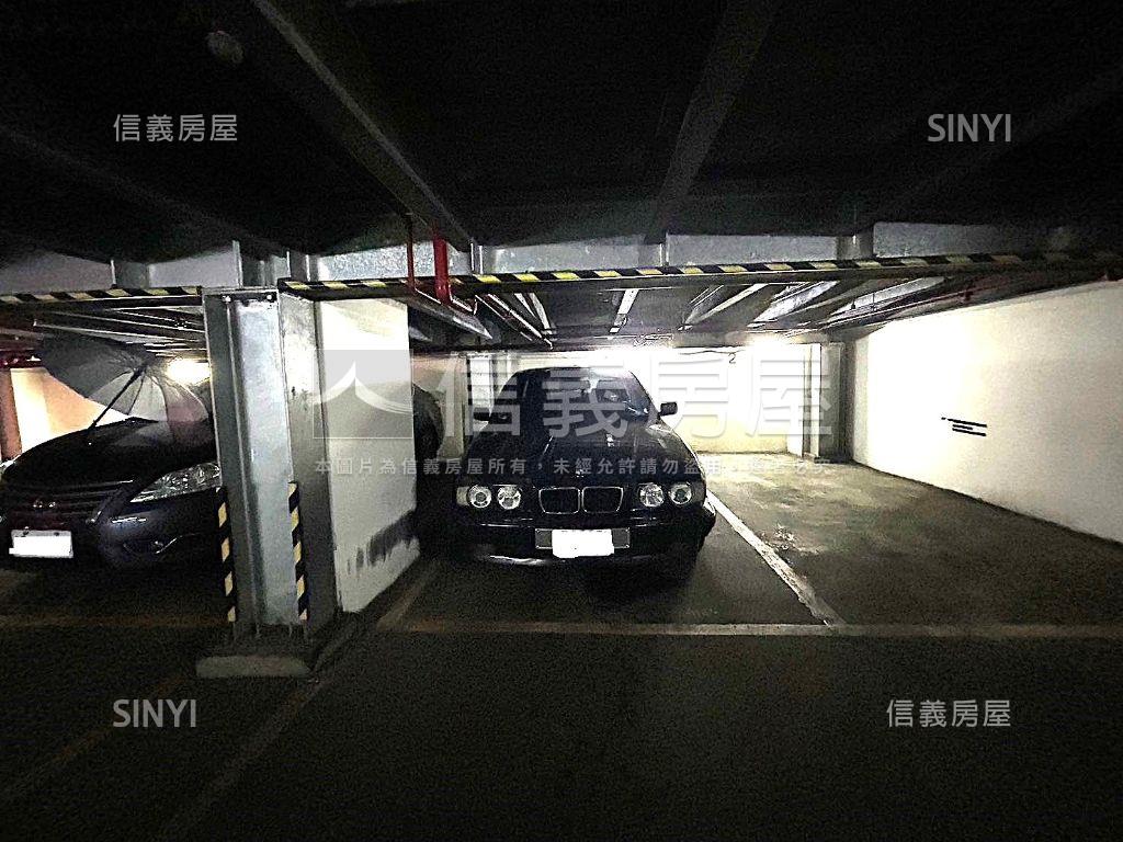 銀河攬翠－景觀電梯大三房房屋室內格局與周邊環境