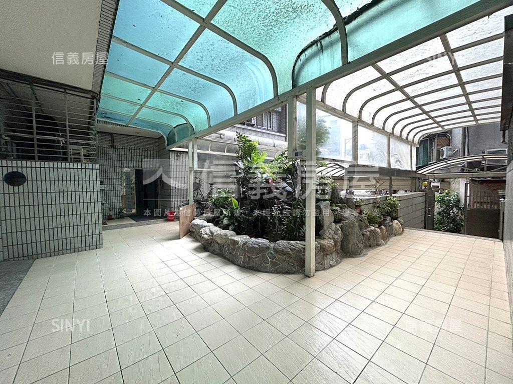 銀河攬翠－景觀電梯大三房房屋室內格局與周邊環境