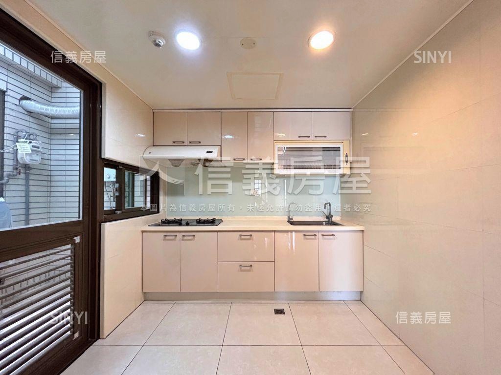 景秀８８高樓採光溫馨兩房房屋室內格局與周邊環境