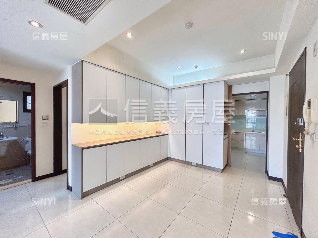 景秀８８高樓採光溫馨兩房房屋室內格局與周邊環境