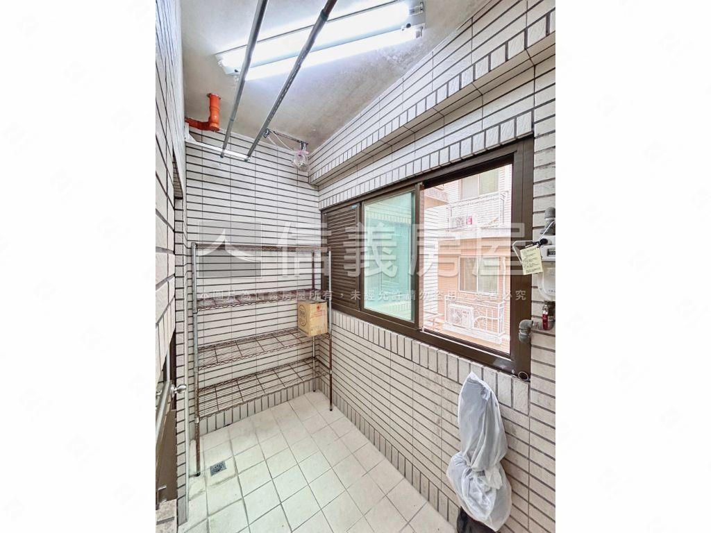 景秀８８高樓採光溫馨兩房房屋室內格局與周邊環境