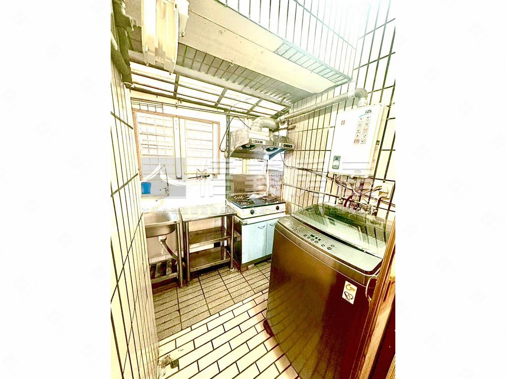 和平實小學區低總近捷運房屋室內格局與周邊環境