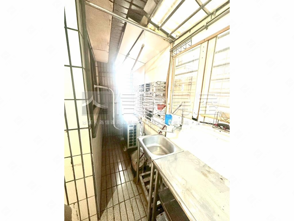 和平實小學區低總近捷運房屋室內格局與周邊環境