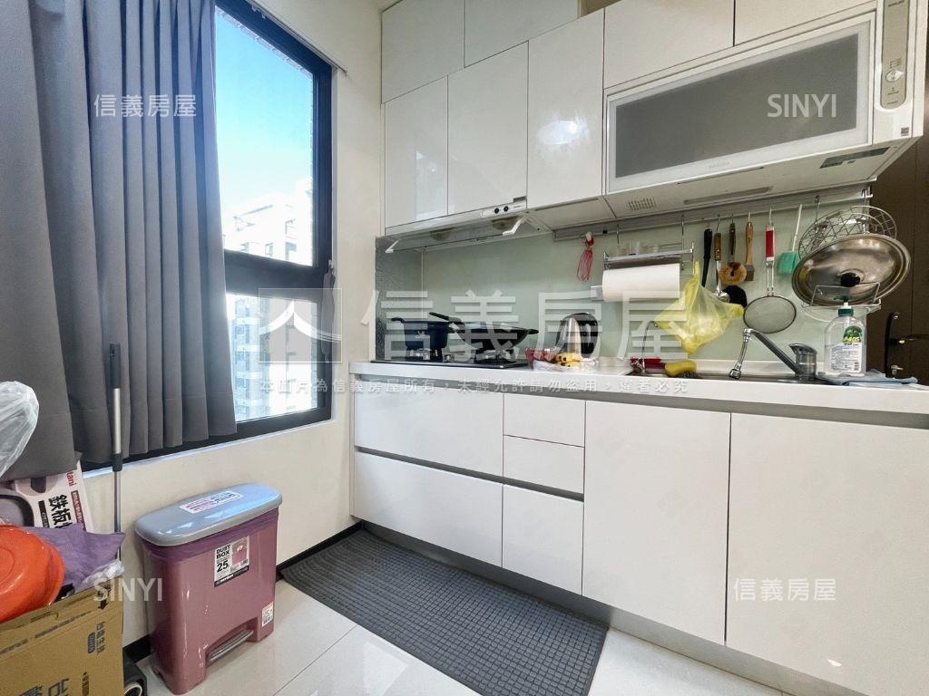 微笑城市高樓層三房平車房屋室內格局與周邊環境