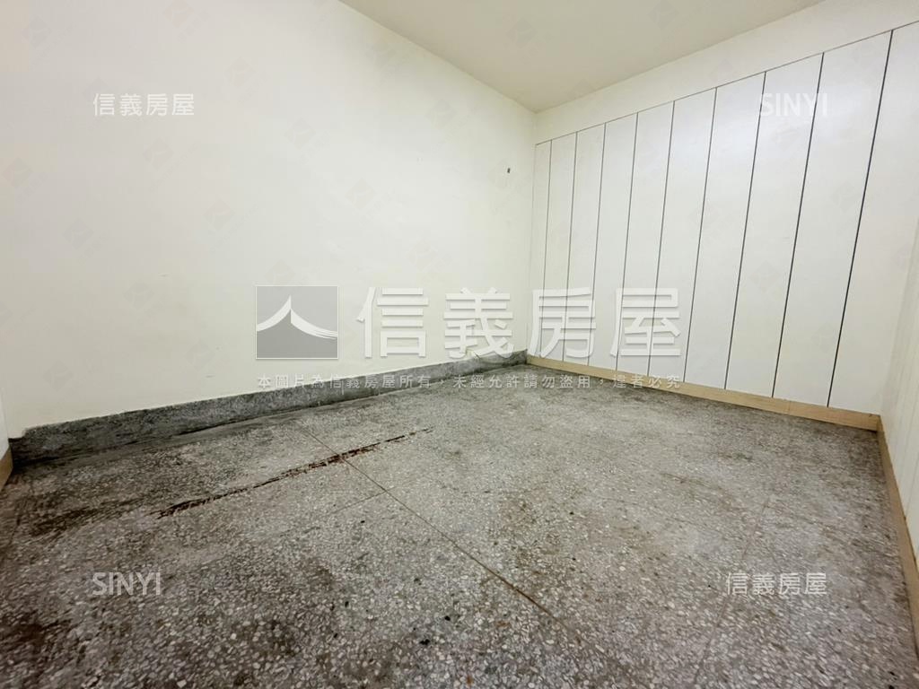 低總價近商圈透天房屋室內格局與周邊環境