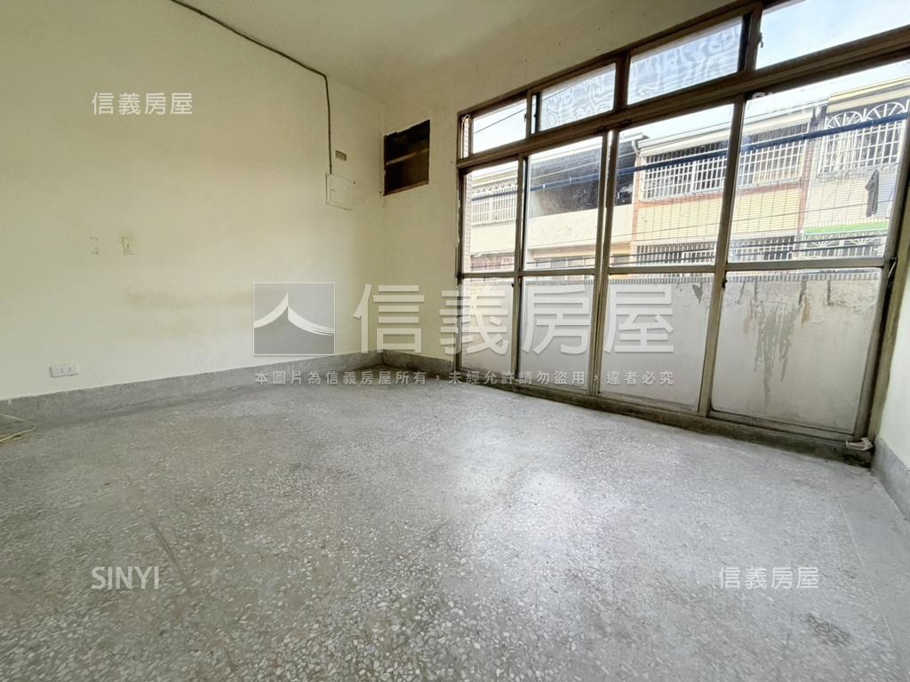 低總價近商圈透天房屋室內格局與周邊環境