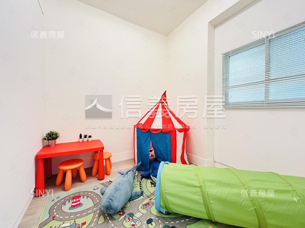 仁政面寬前後陽台二樓房屋室內格局與周邊環境