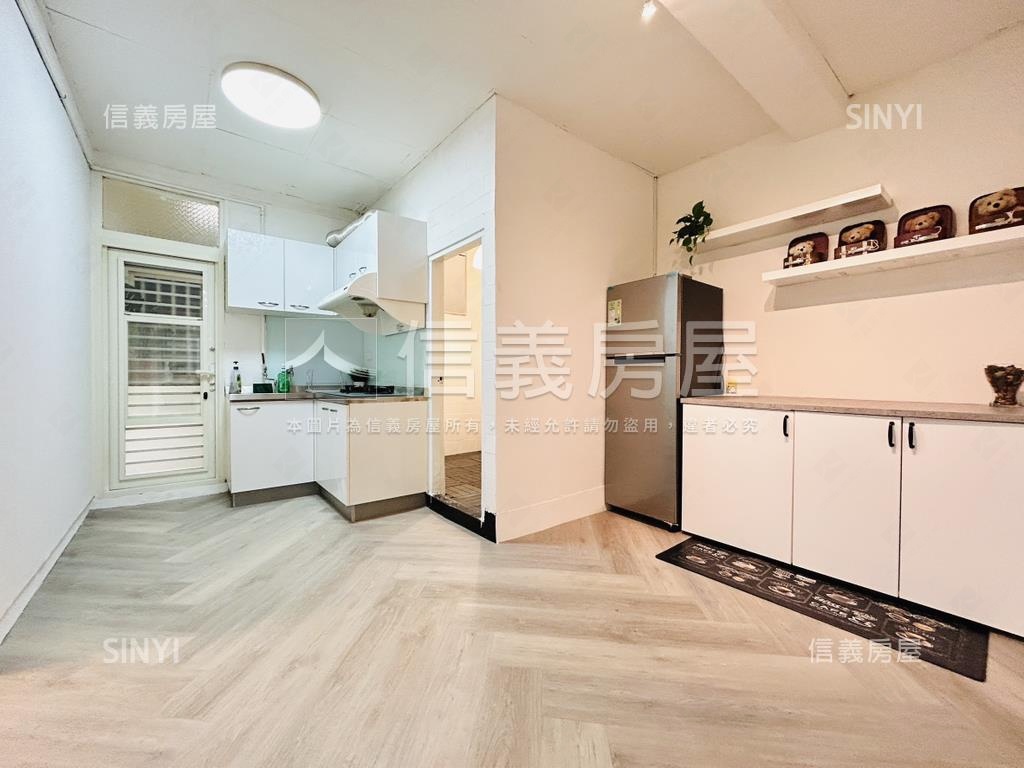 仁政面寬前後陽台二樓房屋室內格局與周邊環境